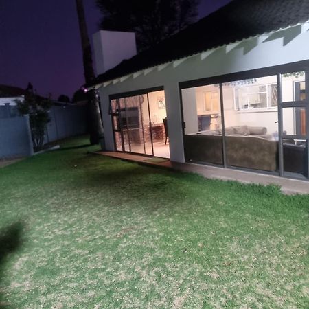 Jazreel B&B Vanderbijlpark Exterior foto